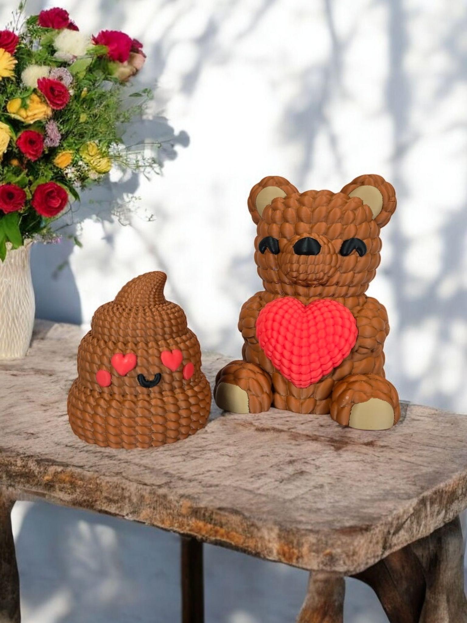 Quirky 3D Printed Bear & Poop Themed Knickknack Container - Knitted Textures, Removable Bottom, Fun for Kids and Adults